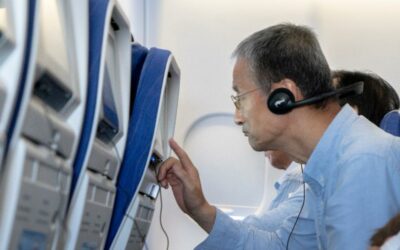 Airlines Sound The Death Knell For In-Flight Seatback Screens