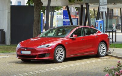 Tesla Model 3 with 100,000 miles shows extreme low cost and minimal battery degradation